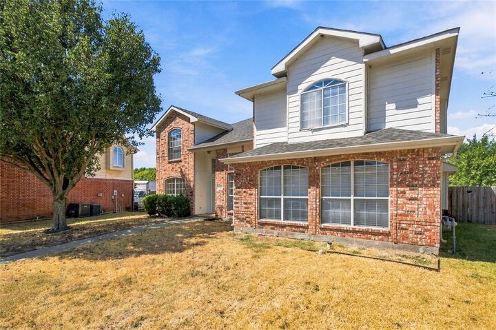 Property Photo:  531 Pecan Leaf Drive  TX 75146 