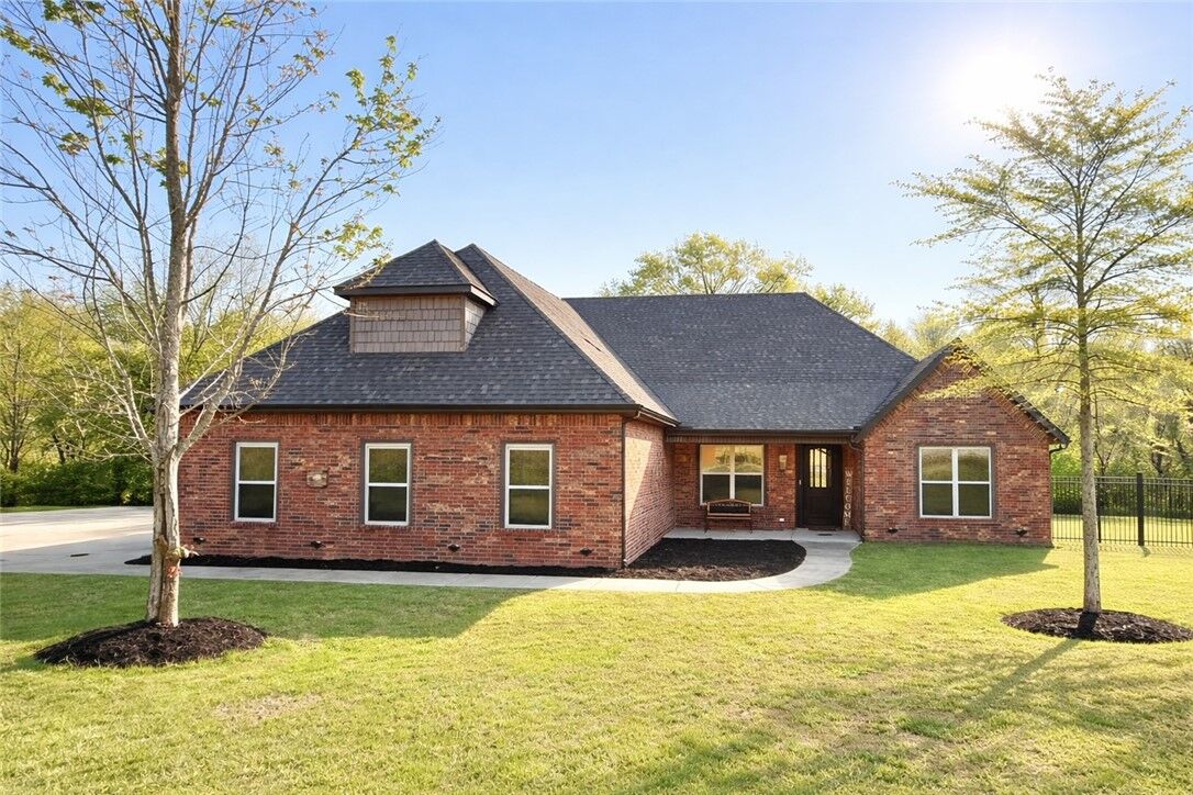 Property Photo:  508 Candlelight Circle  AR 72762 