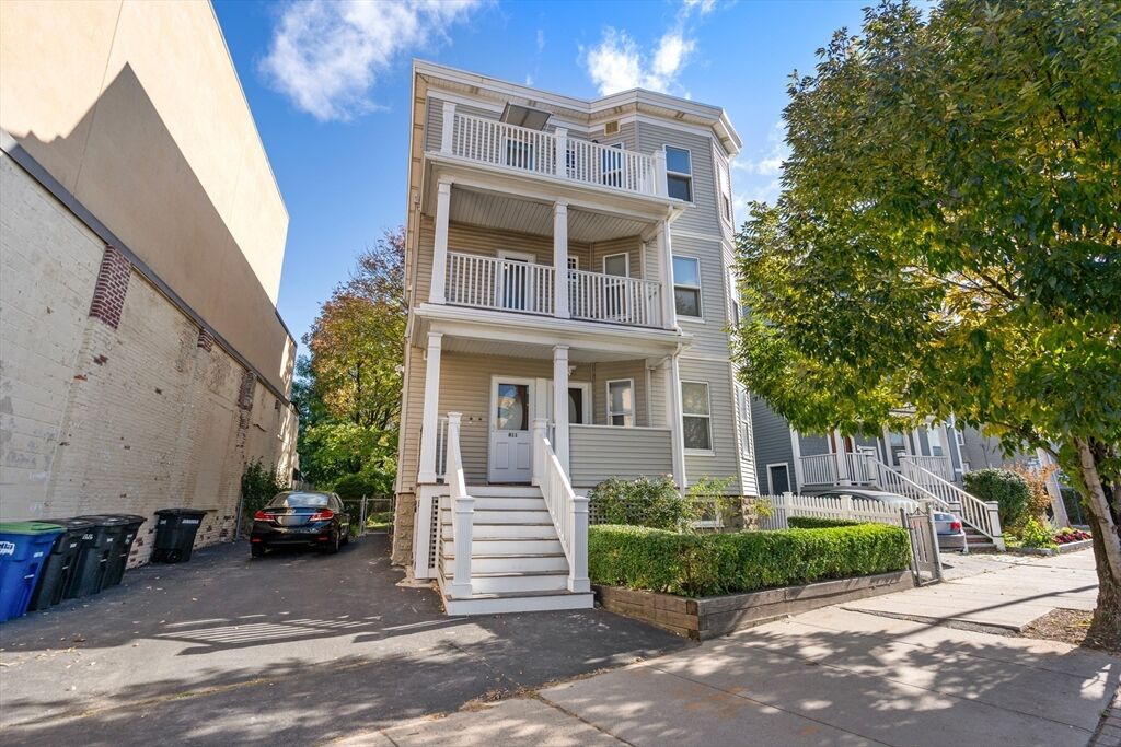 Property Photo: 811 Somerville Ave 2 MA 02143