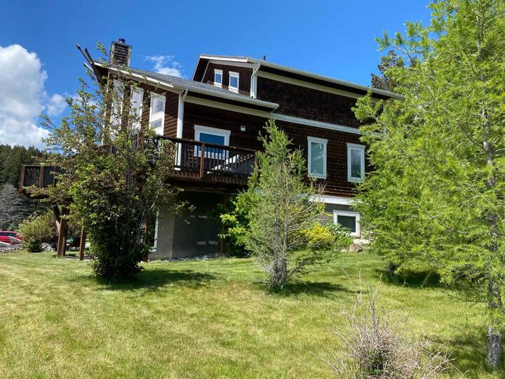 Property Photo: 5302 19 Avenue AB T0K 0E0
