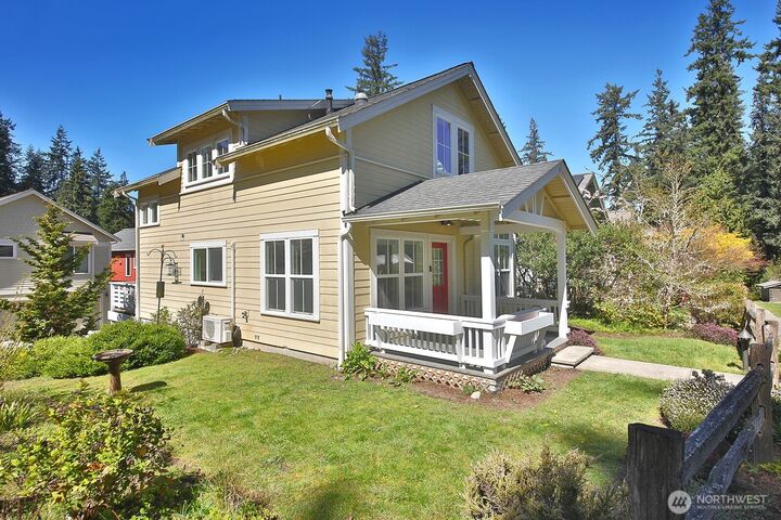 Property Photo:  1074  Village Loop  WA 98260 