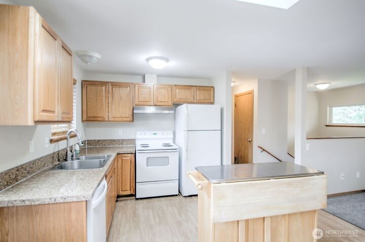 Property Photo: 9839 Mullen Road SE WA 98513