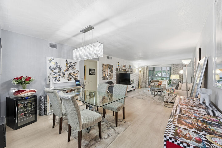 Property Photo:  2301 Lucaya Lane M2  FL 33066 