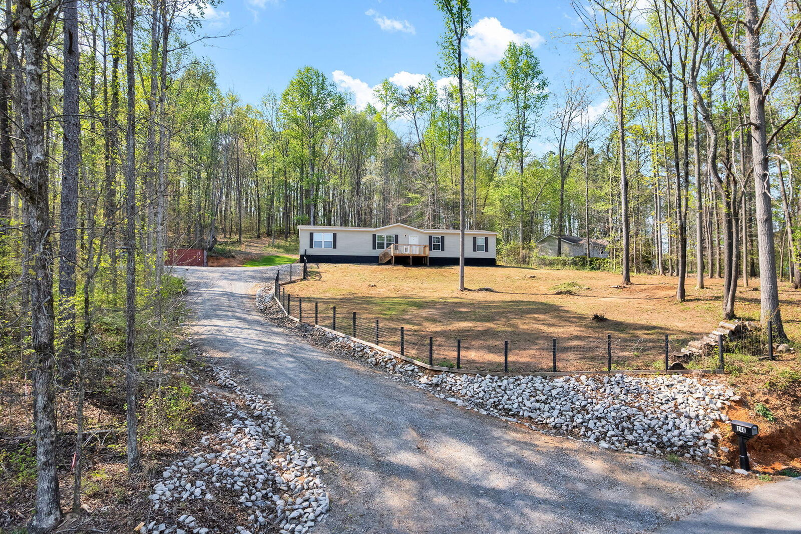 Property Photo:  146 County Road 3  TN 37370 