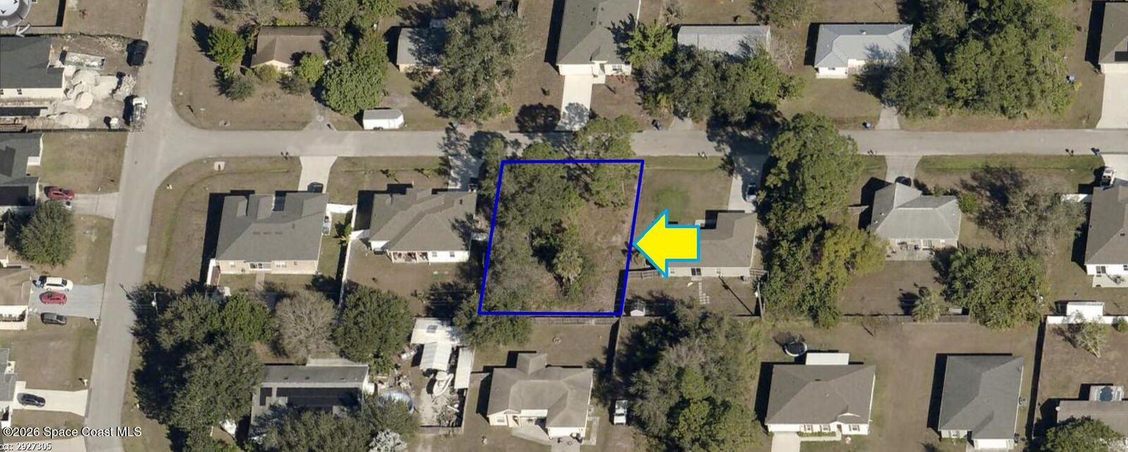 Property Photo:  120 District Street SE  FL 32909 