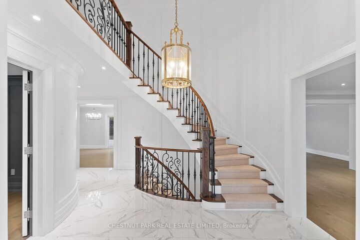 Property Photo: 16 Sagewood Drive ON M3B 3G5