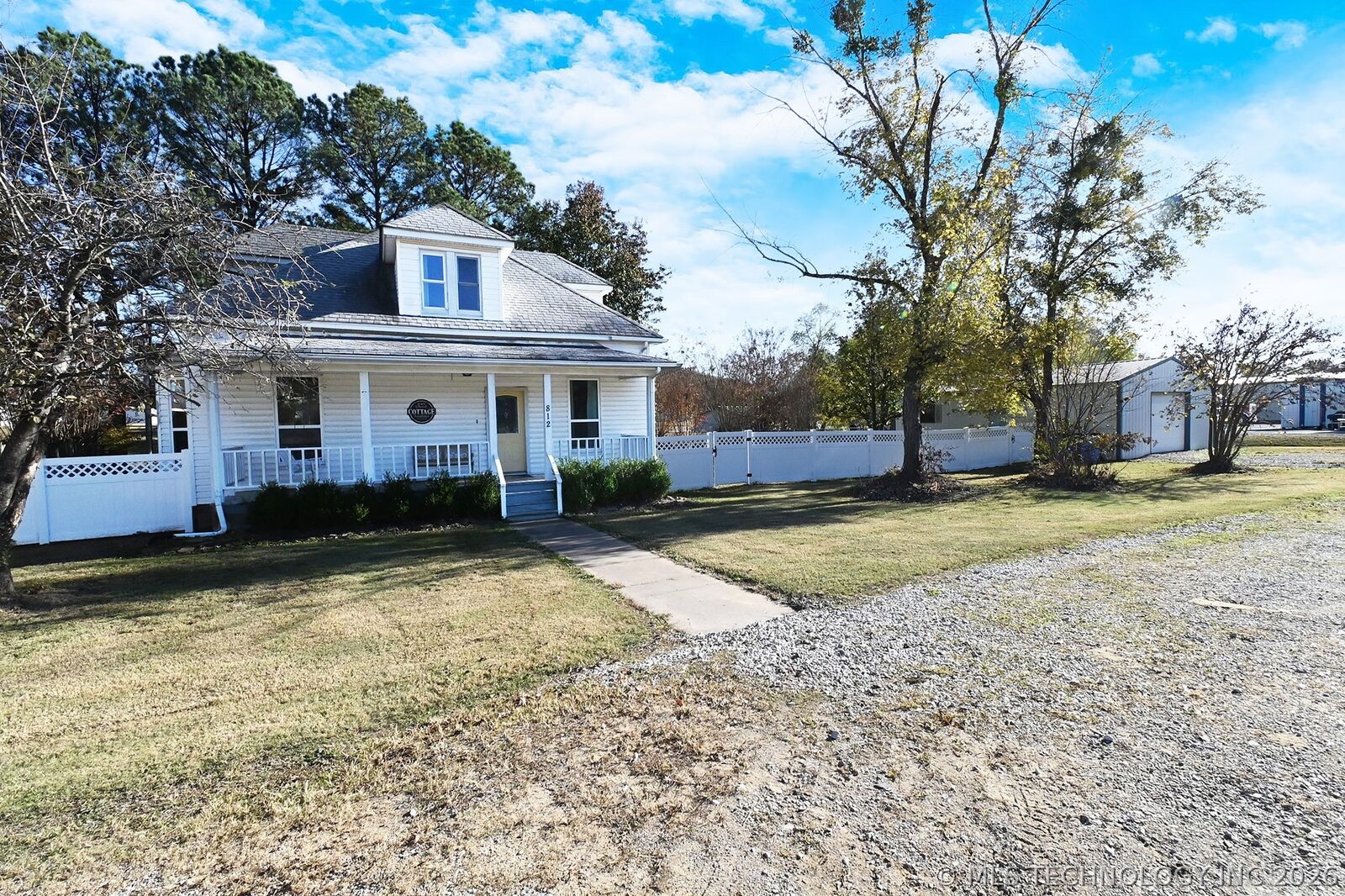 Property Photo:  812 N Main Street  OK 74435 