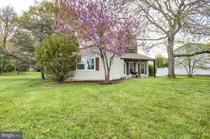 Property Photo:  114 Heather Drive  PA 17112 