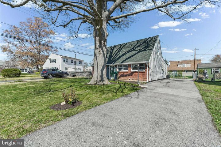 Property Photo:  722 Brighton Terrace  PA 19018 