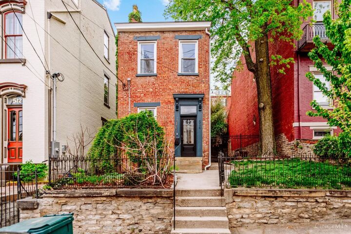 Property Photo:  514 Liberty Hill  OH 45202 