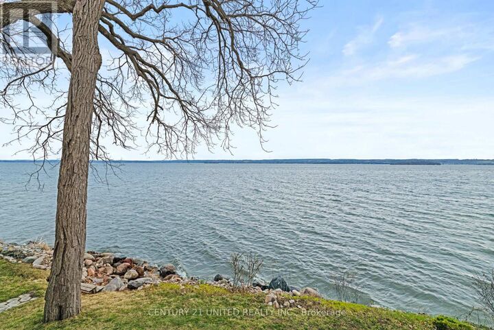 Property Photo:  40 Ivey Lane  ON K0L 2G0 