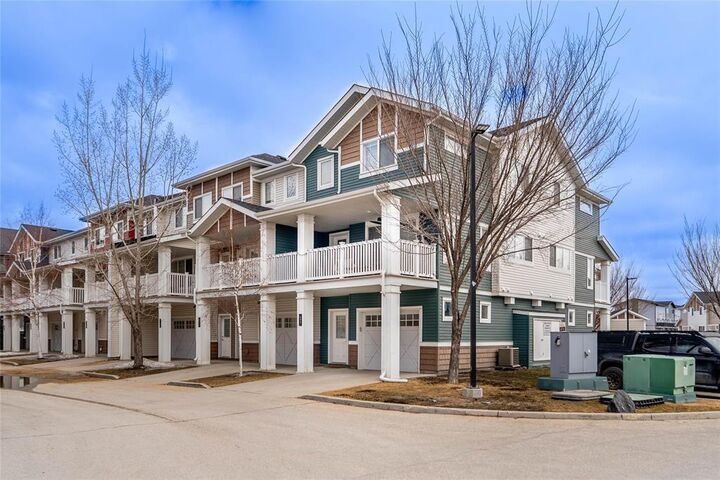 Property Photo:  280 Amber Trail  MB R2P 2T4 