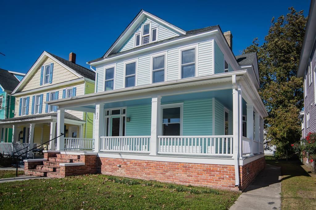 Property Photo: 525 Monroe Ave VA 23310