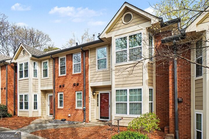 Property Photo:  626 McGill Place NE 626  GA 30312 