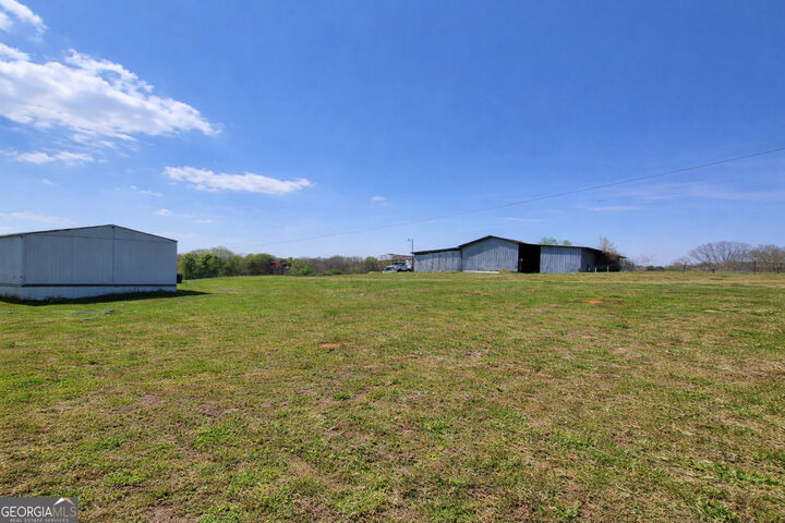 Property Photo: 214 Homer Stephens Road GA 30531