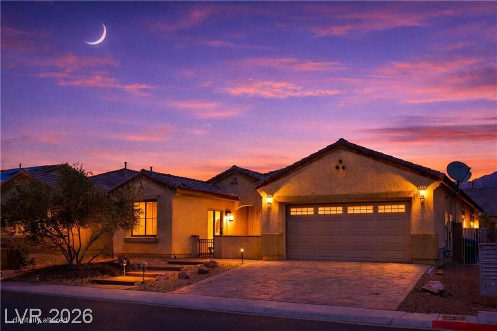 Property Photo: 4212 Helens Pouroff Avenue NV 89085