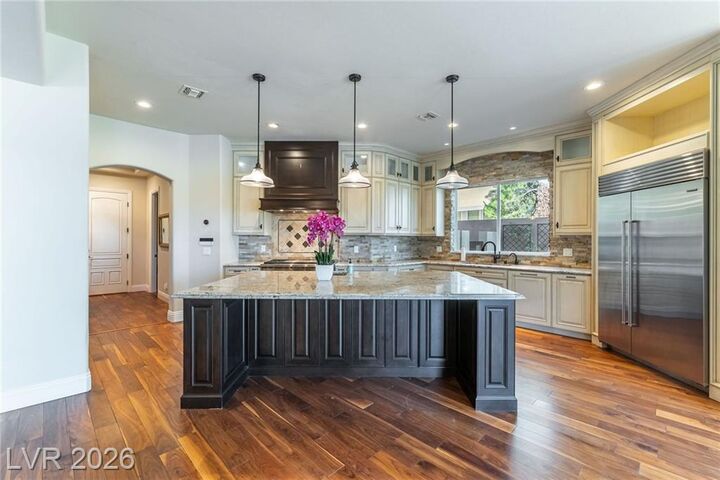 Property Photo: 712 Canyon Greens Drive NV 89144