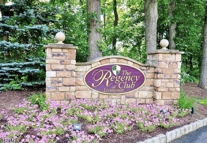 Property Photo: 216 Edmonton Ct NJ 07039