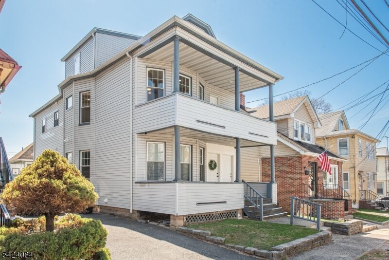 Property Photo:  39 Beekman St  NJ 07003 