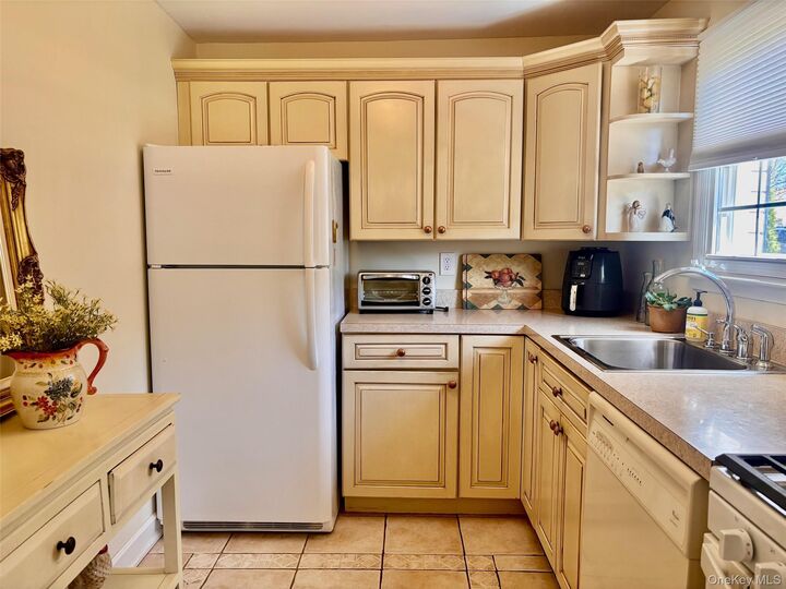 Property Photo: 31-36 Wilshire Ln 31-36 NY 11769