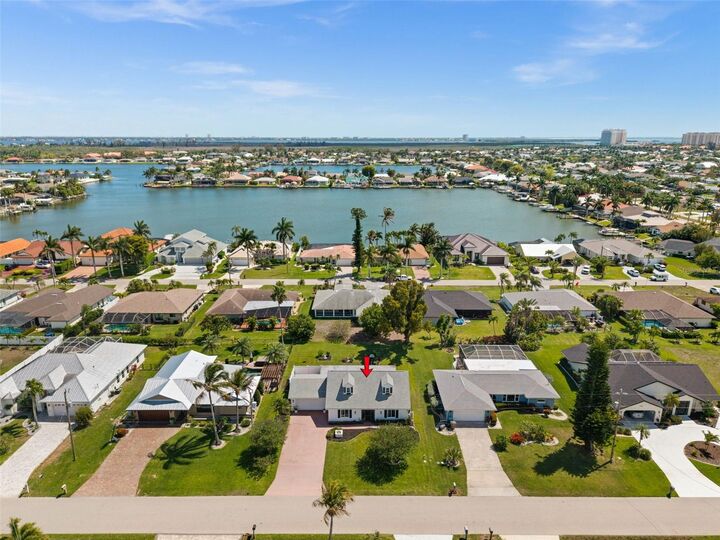 Property Photo:  706 SW 51st  Street Terrace  FL 33914 