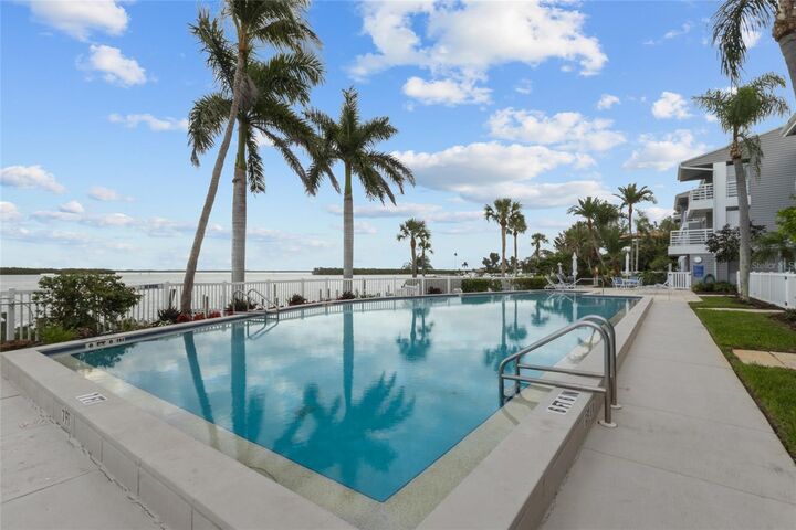 Property Photo: 615 Dream Island Place 105 FL 34228