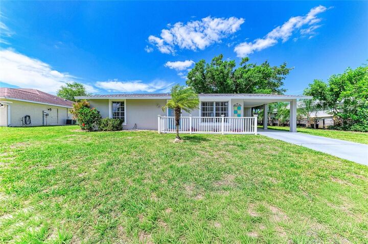 Property Photo:  2331 Cannolot Boulevard  FL 33948 