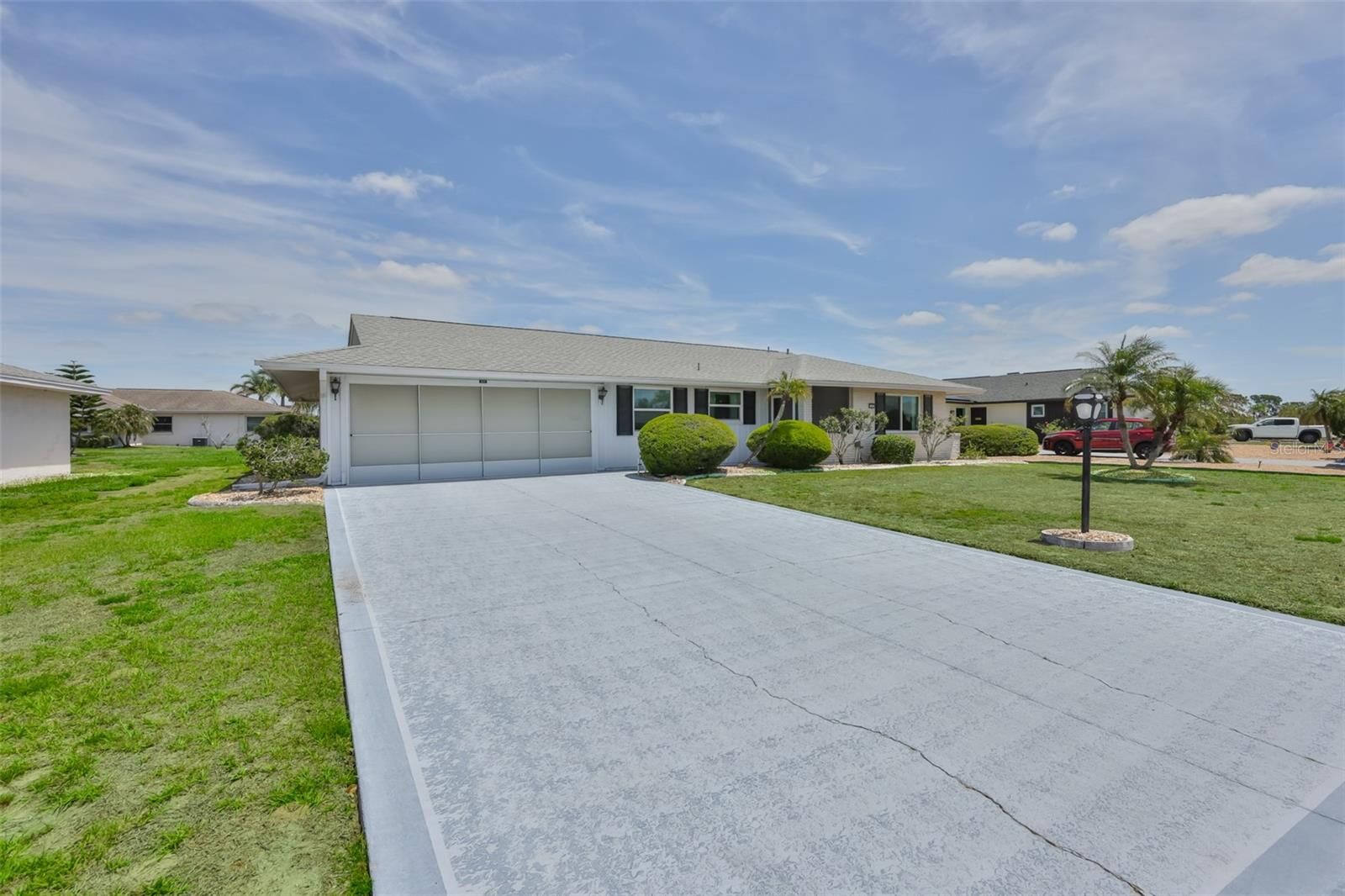Property Photo: 1525 Allegheny Drive FL 33573