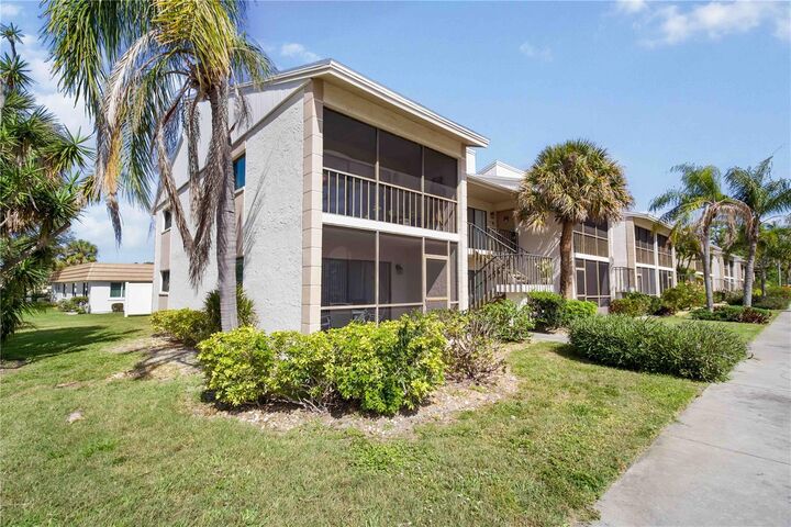 Property Photo: 5476 Swift Road 19 FL 34231