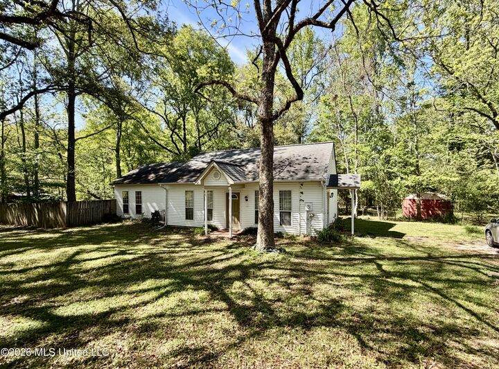 Property Photo:  187 Dupree Street  MS 39154 