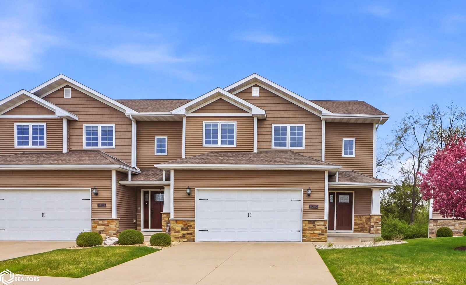 Property Photo:  5174 Deerfield Drive  IA 52601 