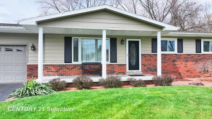 Property Photo:  5405 River Ridge Drive  MI 48433 