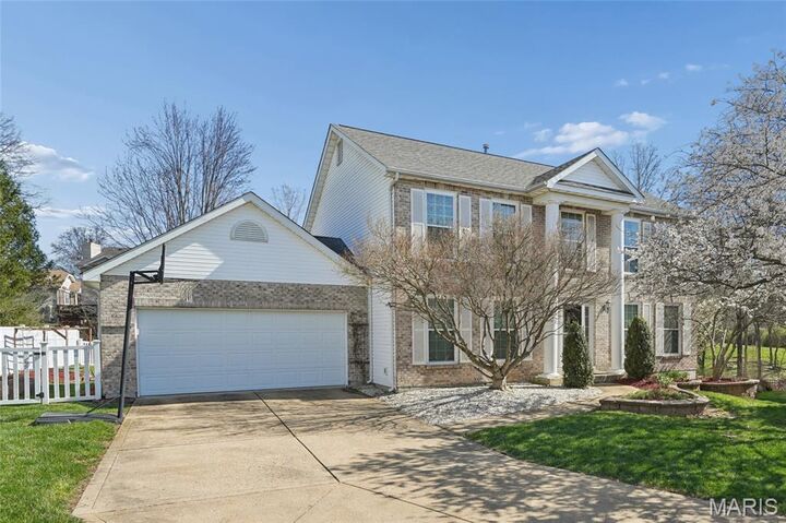Property Photo: 1112 Sandistan Court MO 63146