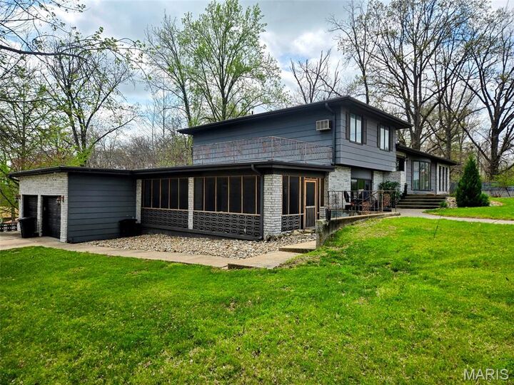 Property Photo:  2009 Crescent Drive  MO 63401 