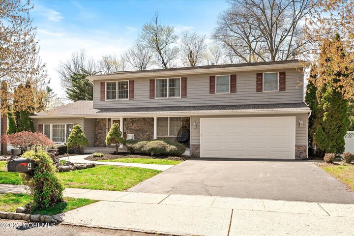 Property Photo:  4 Twain Drive  NJ 08501 