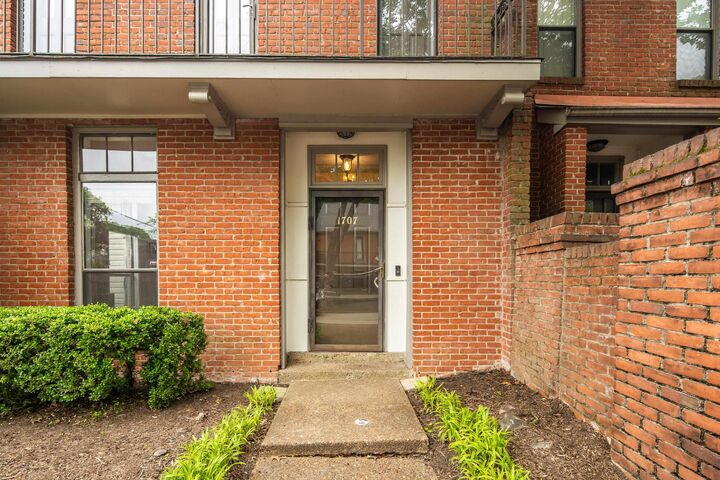 Property Photo:  1707 Belvedere Ct 1707  TN 38104 