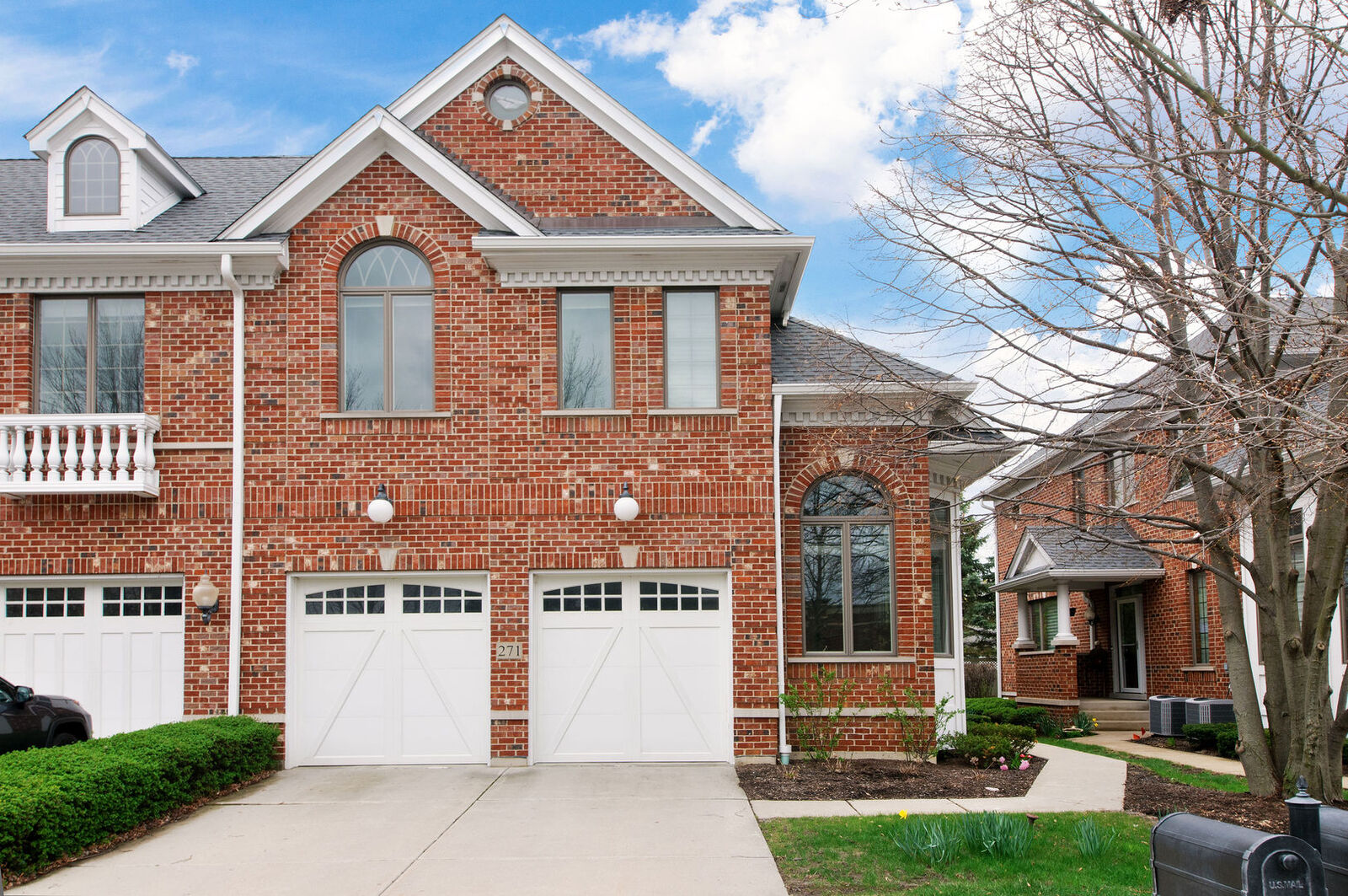 Property Photo:  271 Arbor Glen Boulevard 271  IL 60195 