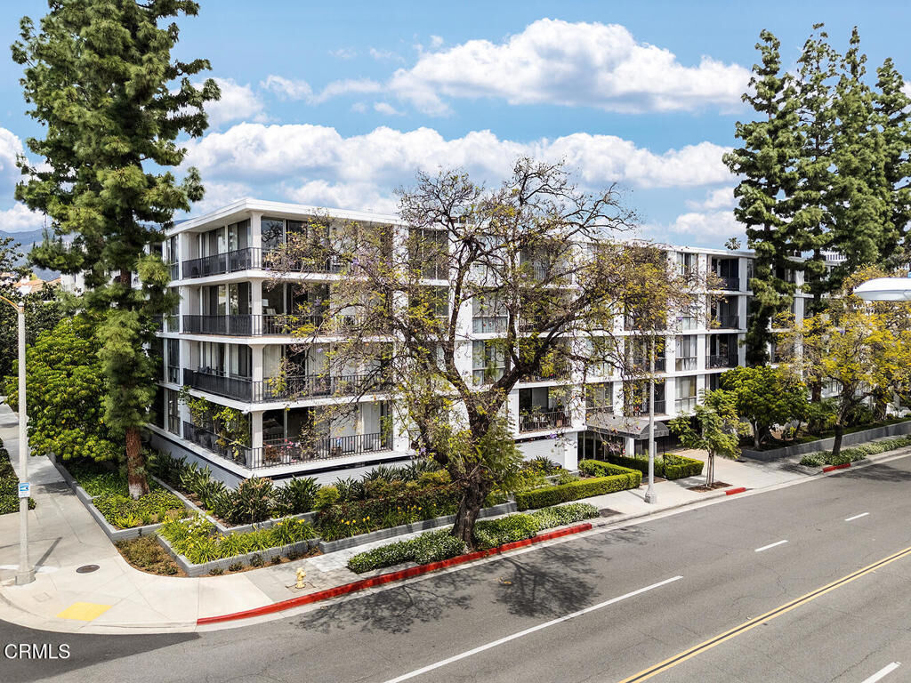 Property Photo:  601 E Del Mar Boulevard 404  CA 91101 