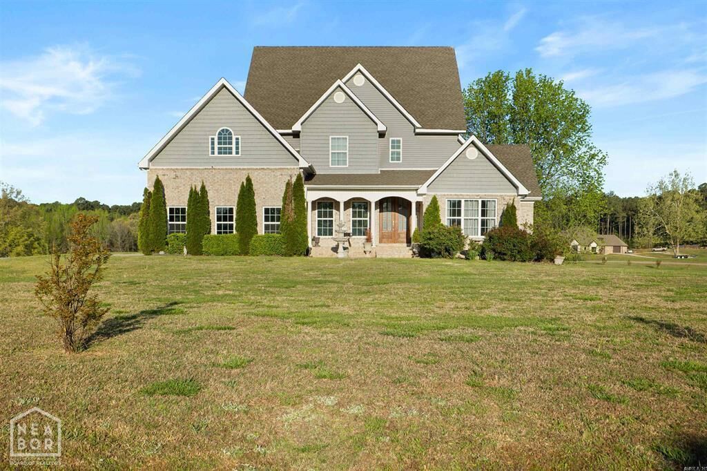 Property Photo:  190 County Road 7802  AR 72401 