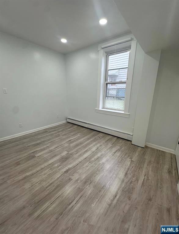 Property Photo:  98 Macarthur Avenue 1  NJ 07026 