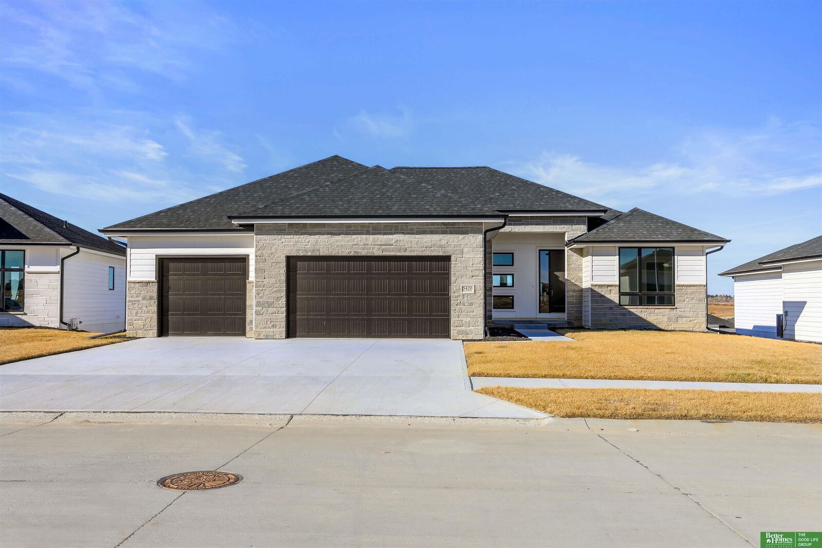 Property Photo:  5420 N 213th Street  NE 68022 