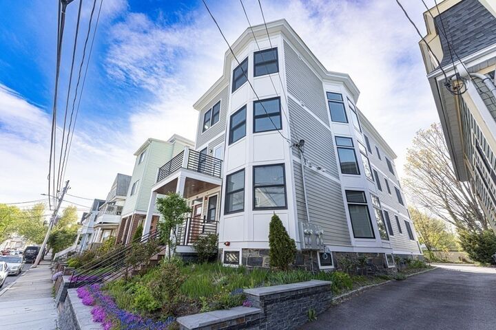 Property Photo:  86 Fremont 2  MA 02145 