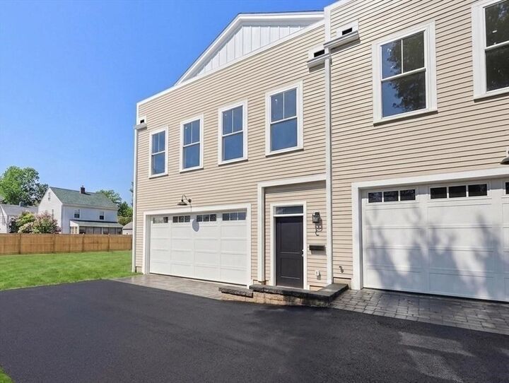 Property Photo:  257R Market Street C  MA 02135 