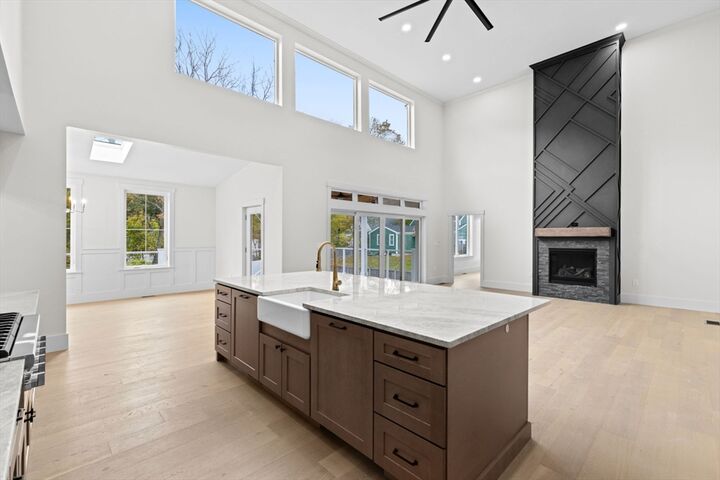 Property Photo:  7 Lewis Court  MA 02043 