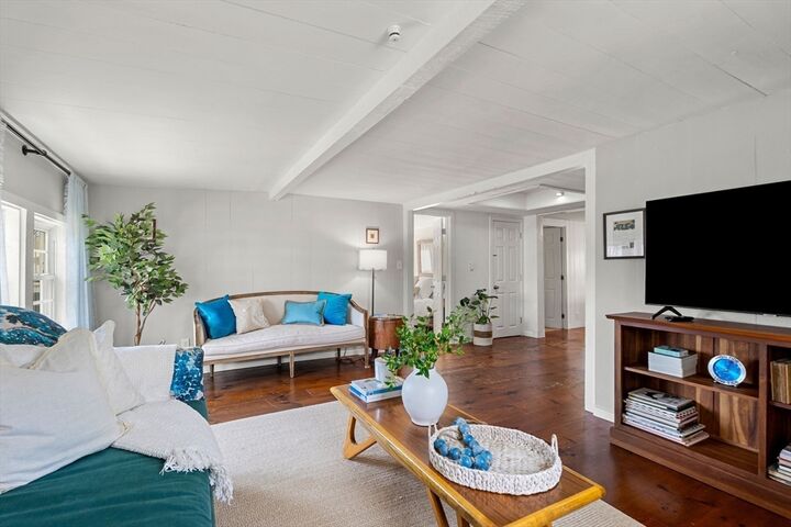 Property Photo:  26 Bayview Rd.  MA 01945 