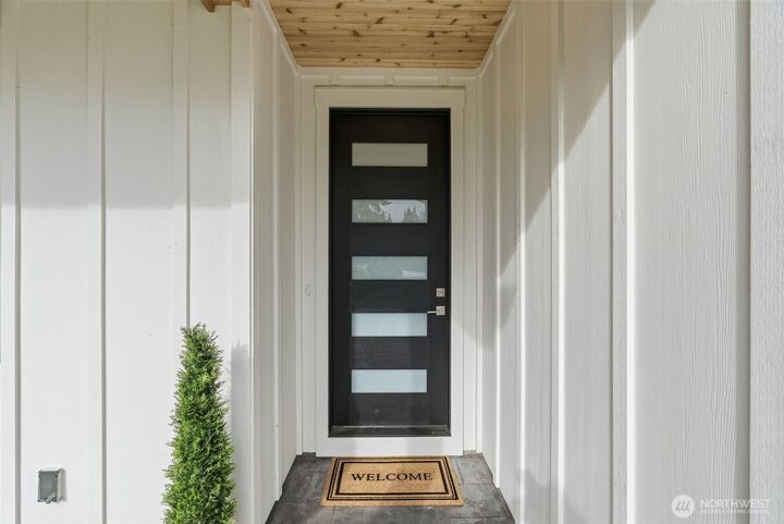 Property Photo:  117  Red Hawk Drive  WA 98611 