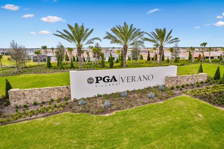 Property Photo: 8629 SW Cantante Way FL 34987