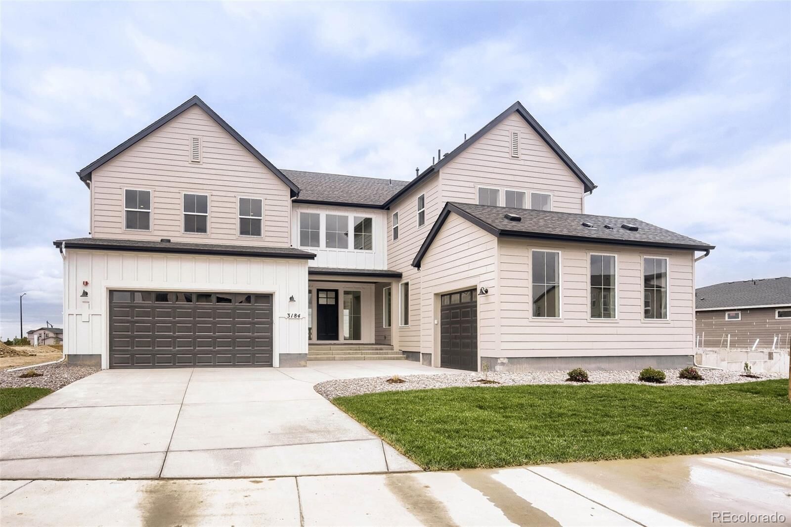 Property Photo:  3184 Westcliff Drive  CO 80538 