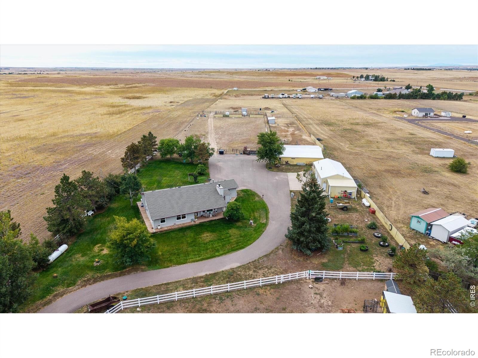 Property Photo:  50950 E 32nd Avenue  CO 80102 