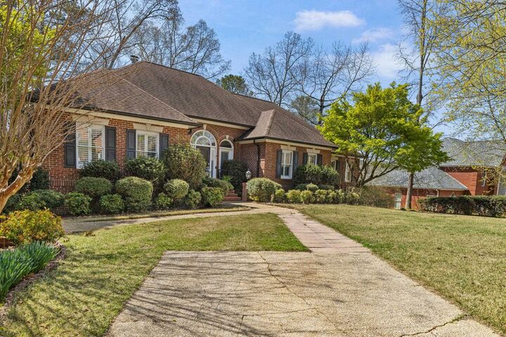 Property Photo:  213 Fairway Dr  AL 35057 - CULLMAN 